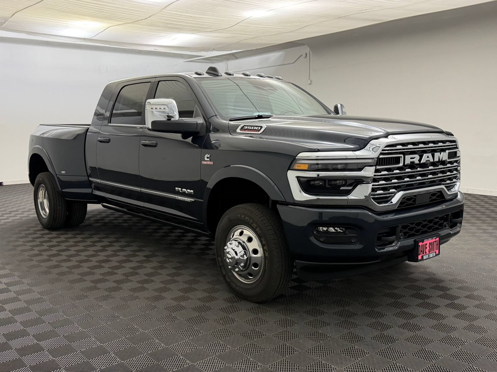 New 2026 RAM 3500 Limited AWD/4WD image 7