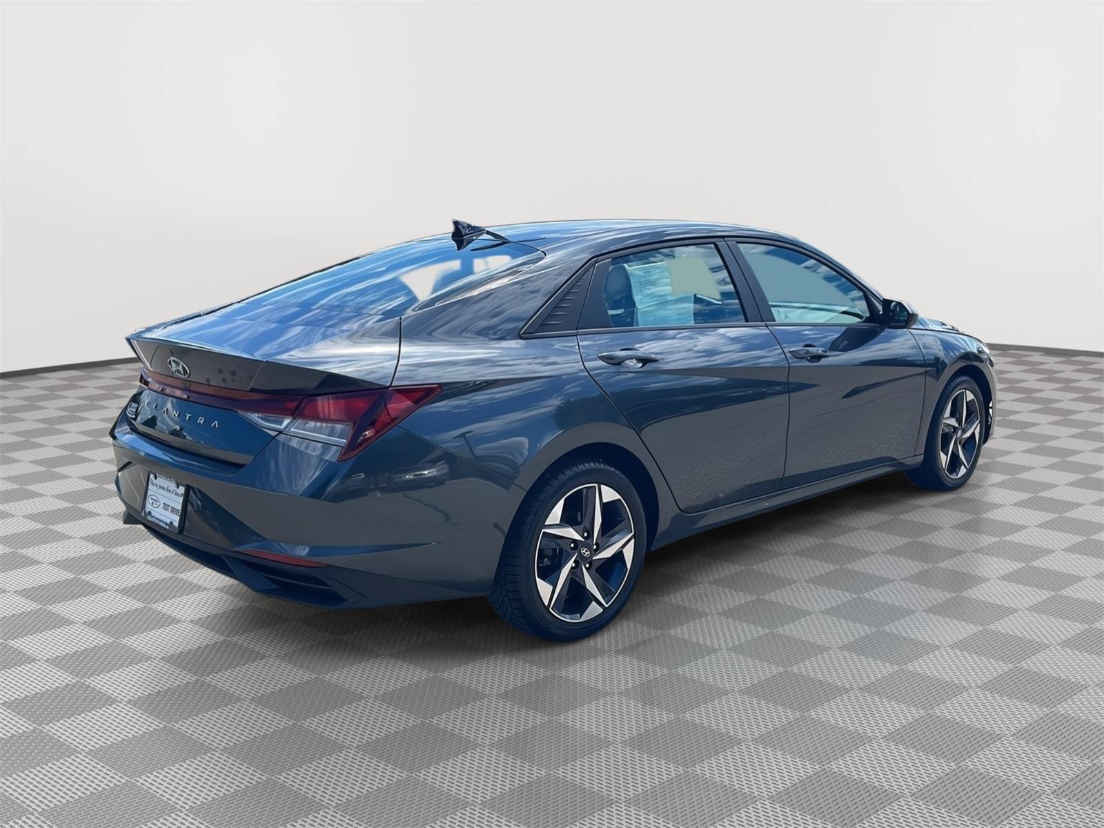 Used 2023 Hyundai Elantra SEL w/ Convenience Package FWD image 6