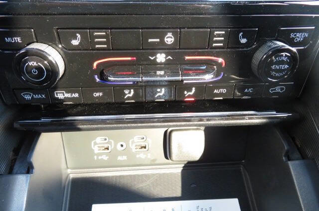 New 2025 Jeep Grand Cherokee L Laredo w/ Luxury Tech Group I image 26