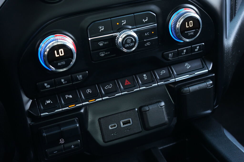 Used 2019 GMC Sierra 1500 SLT image 24