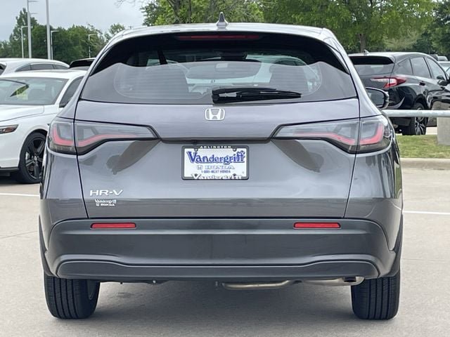 Certified 2025 Honda HR-V LX image 5