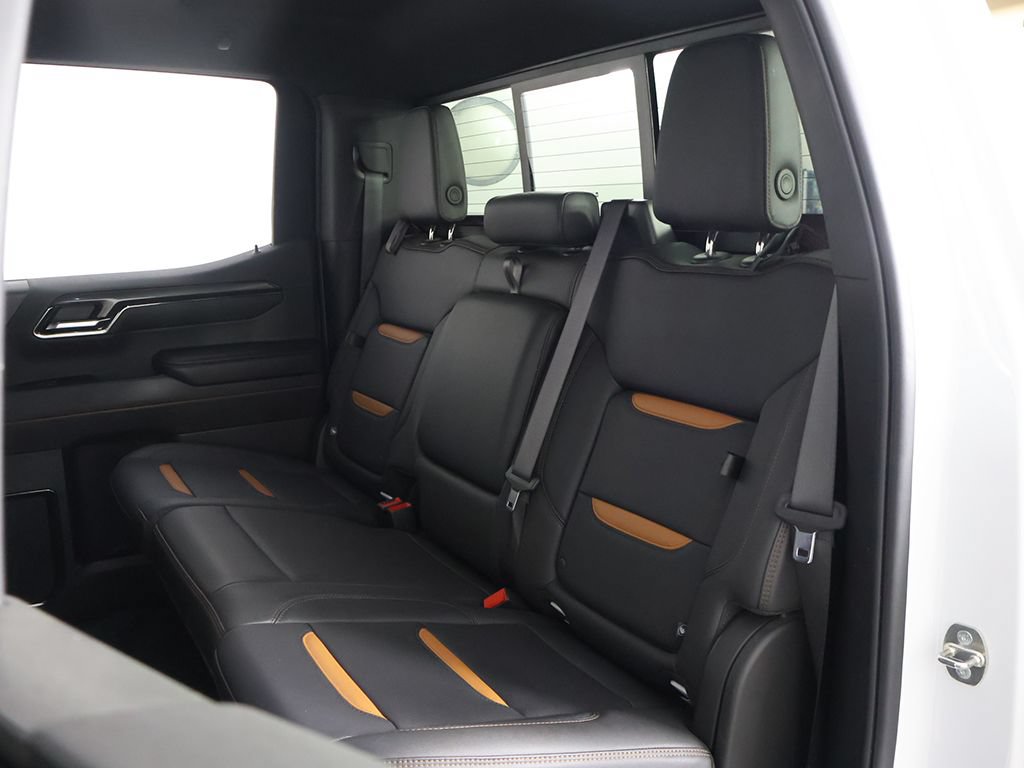 Used 2024 GMC Sierra 1500 AT4 w/ AT4 Preferred Package AWD/4WD image 31
