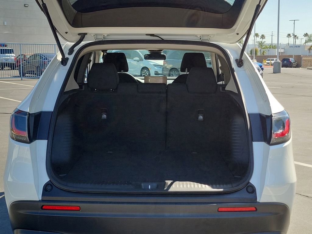 Certified 2023 Honda HR-V LX image 9