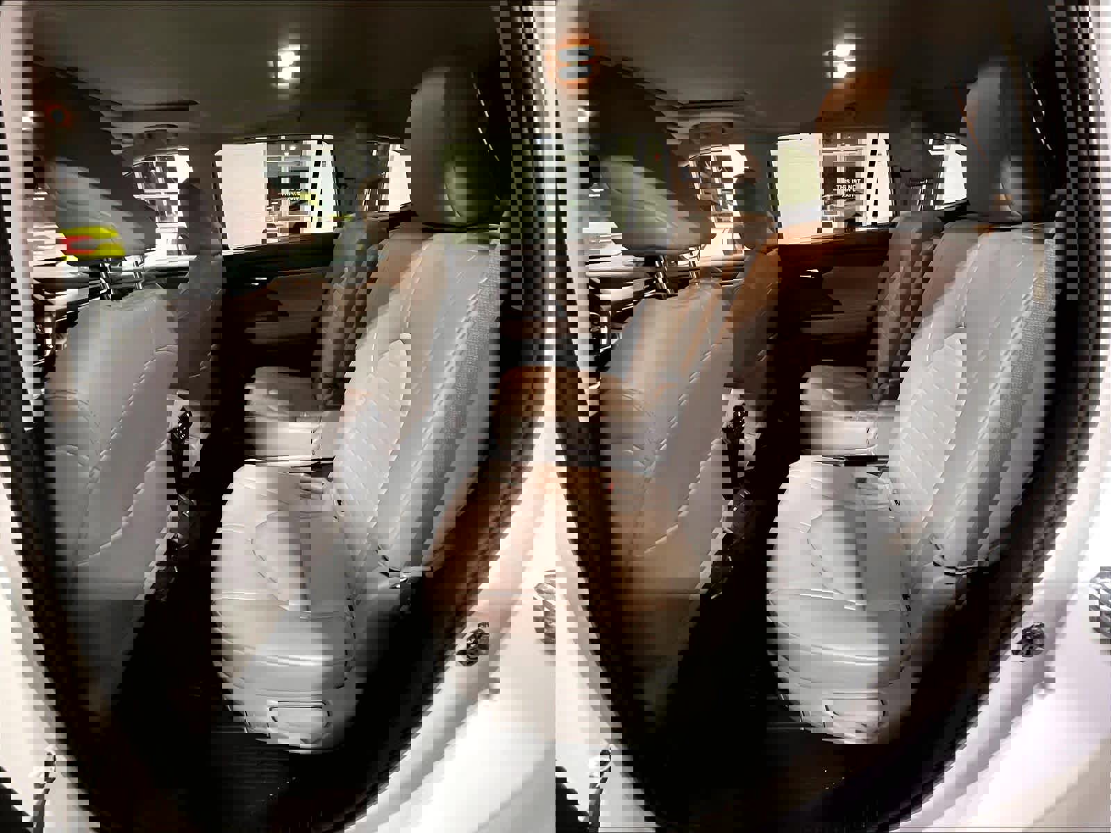 Used 2023 Toyota Highlander XLE image 15