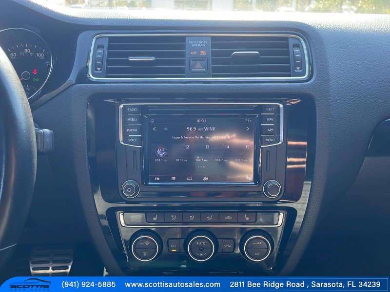 Used 2018 Volkswagen Jetta GLI FWD image 26