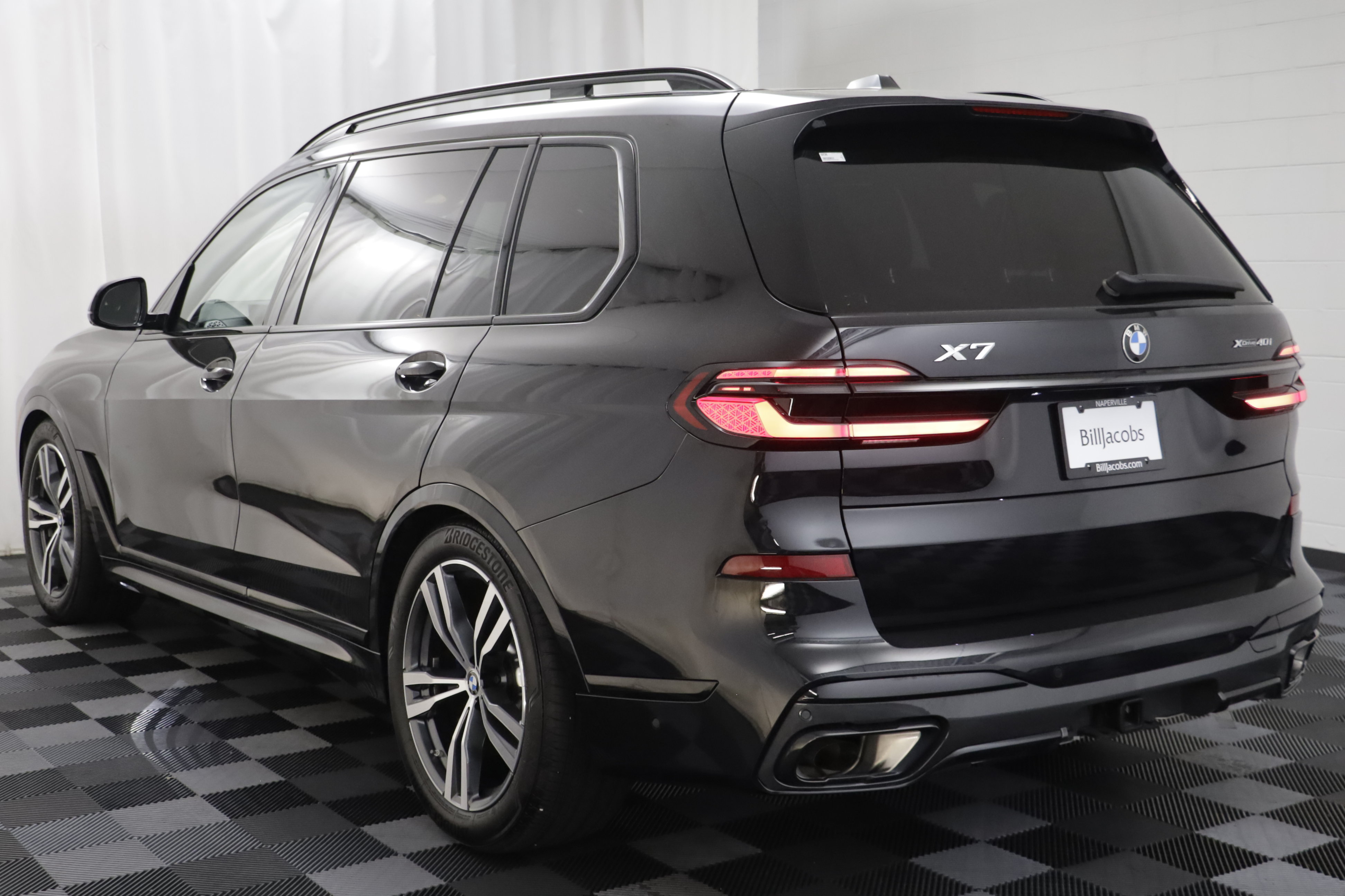 Used 2026 BMW X7 xDrive40i w/ M Sport Package AWD/4WD image 15