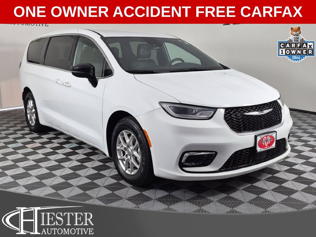 Certified 2025 Chrysler Pacifica Select FWD 360° Tour