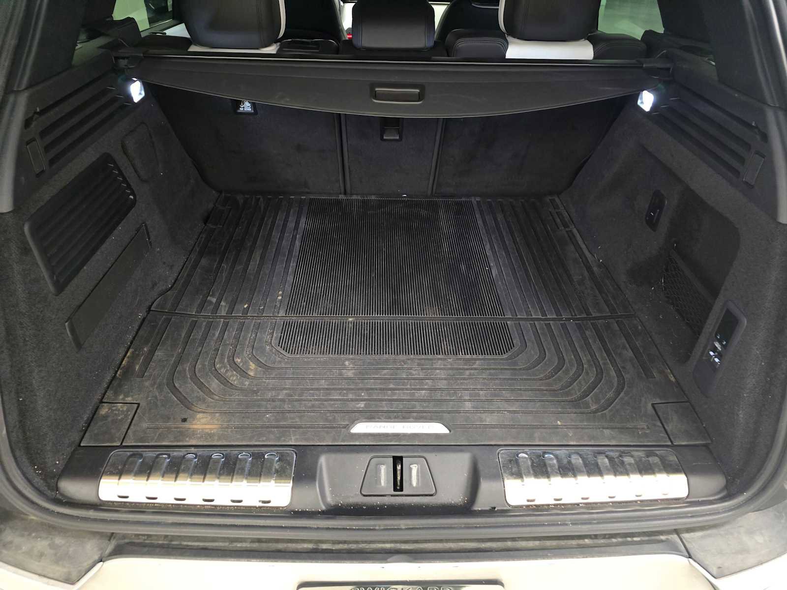 Used 2025 Land Rover Range Rover Sport Autobiography image 16