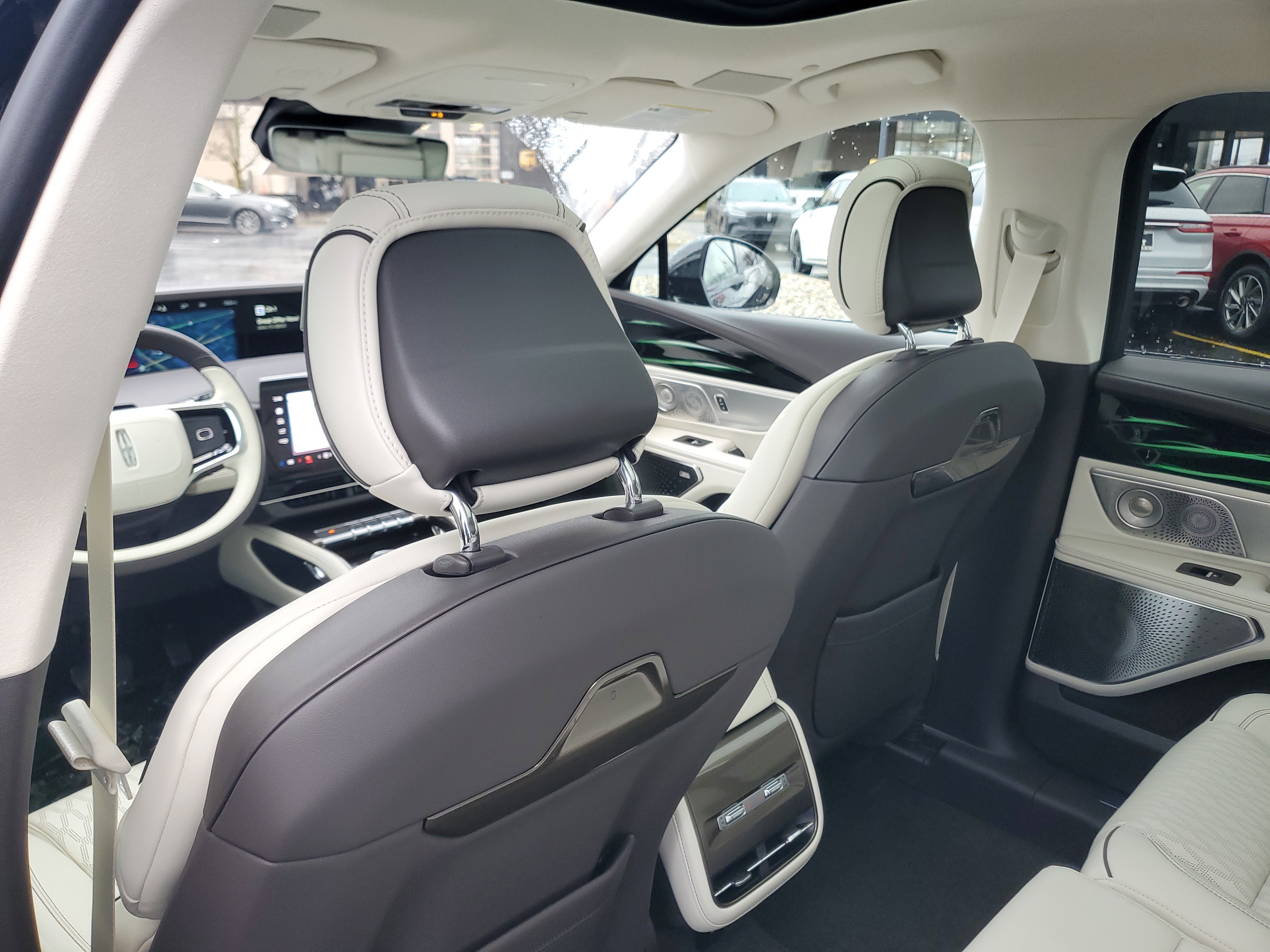 New 2026 Lincoln Nautilus Black Label w/ Jet Appearance Package image 29