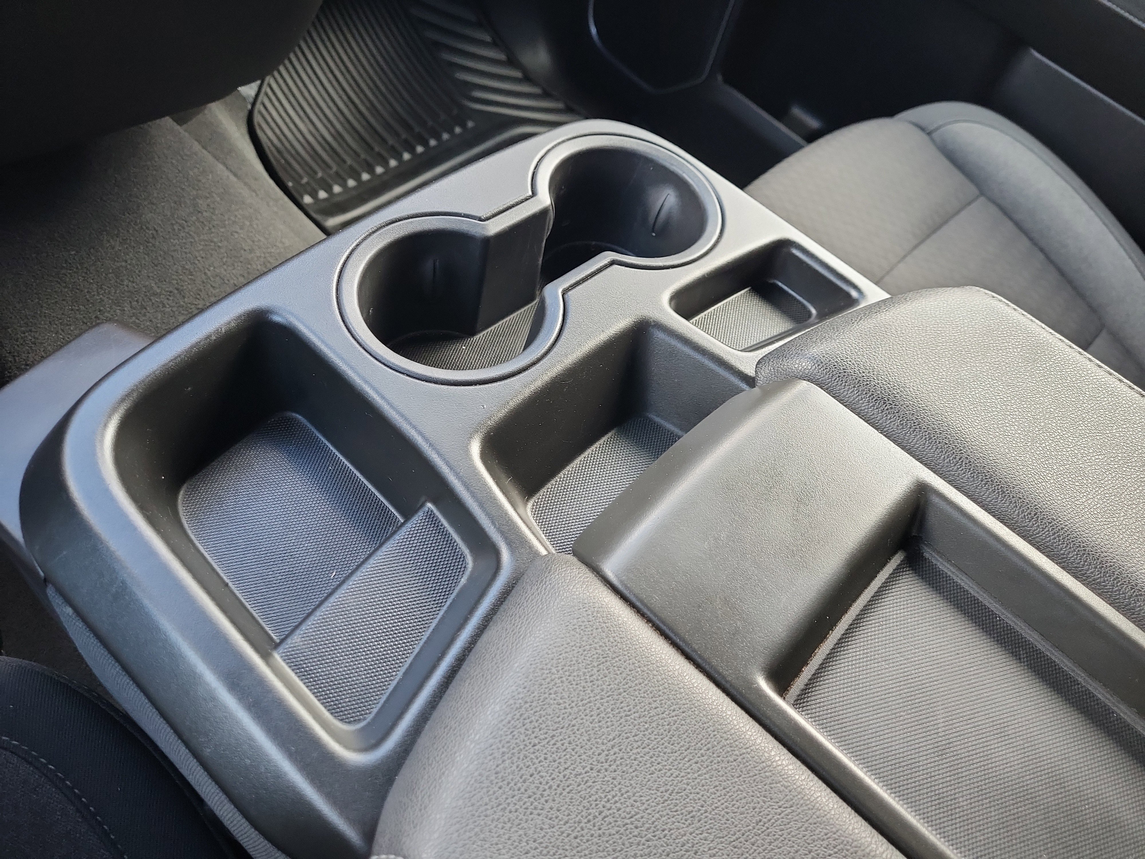 Used 2025 Chevrolet Silverado 1500 LT image 11