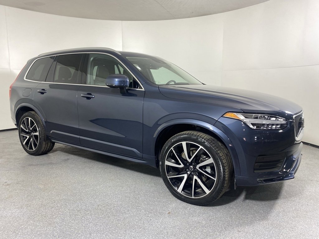 Used 2022 Volvo XC90 T6 Momentum w/ Advanced Package image 3