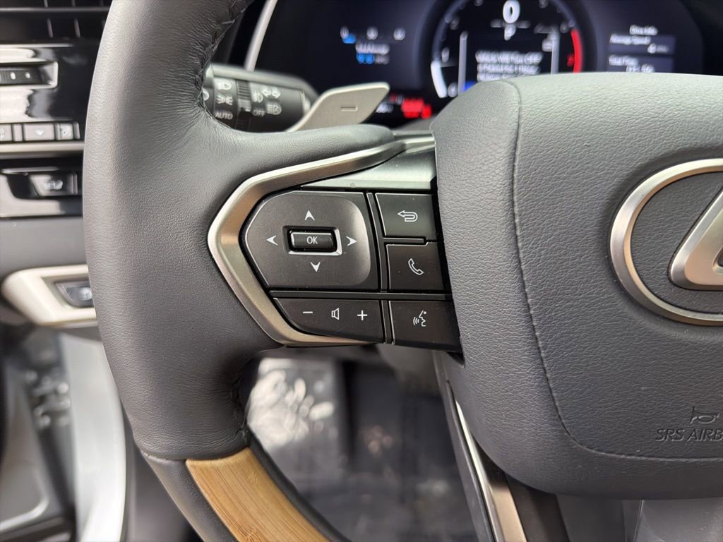 Used 2025 Lexus RX 350 Premium w/ Kick Sensor & Tow Package image 12