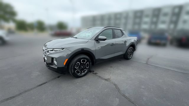 Used 2022 Hyundai Santa Cruz SEL w/ Activity Package FWD image 4