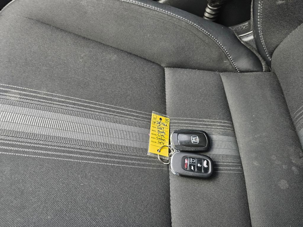 Used 2023 Honda Civic Sport image 22