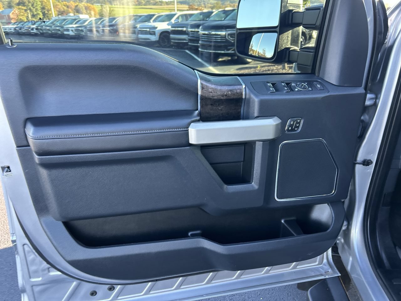 Used 2022 Ford F350 Lariat w/ Lariat Value Package AWD/4WD image 20
