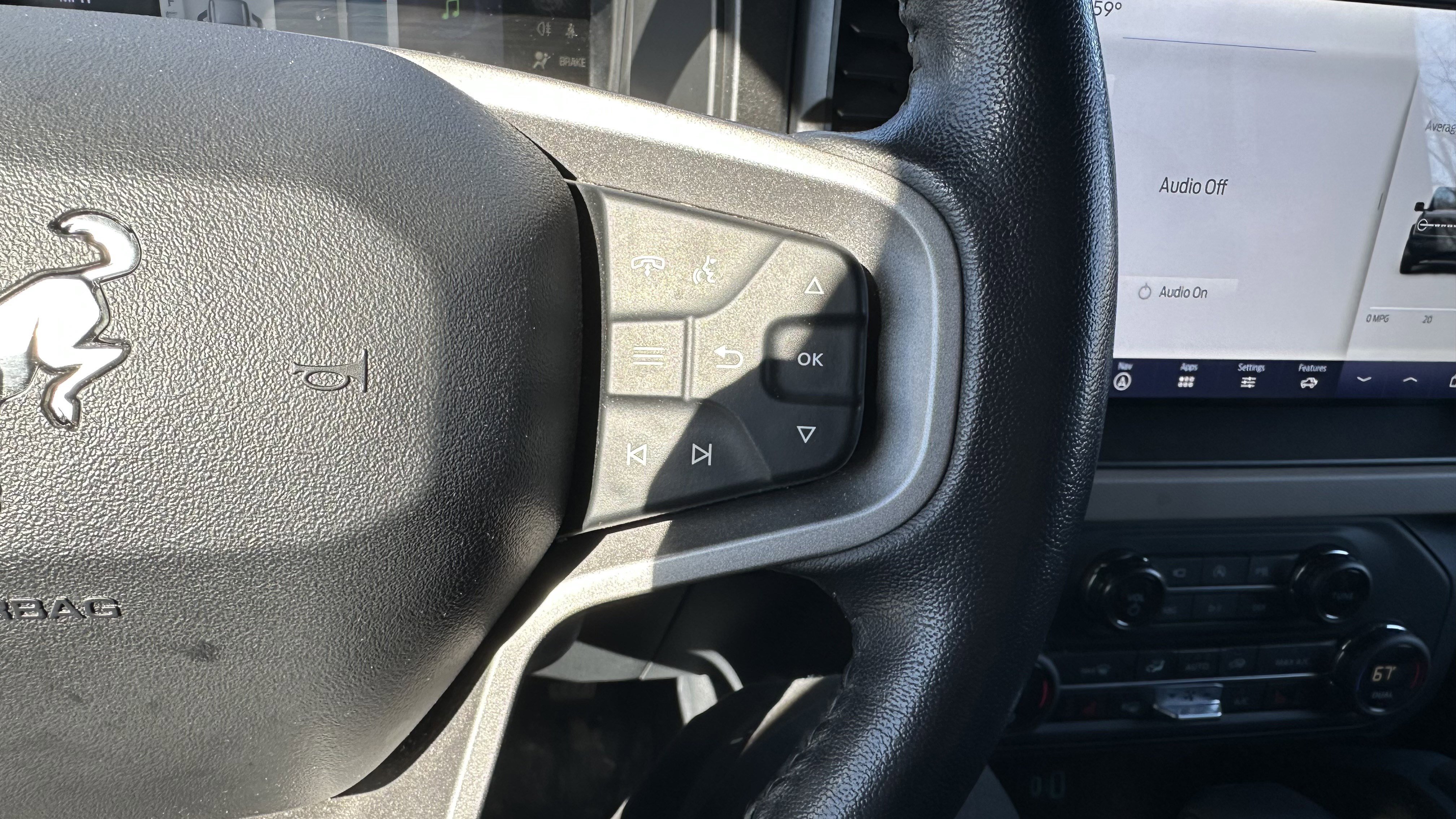 Used 2023 Ford Bronco Wildtrak image 23