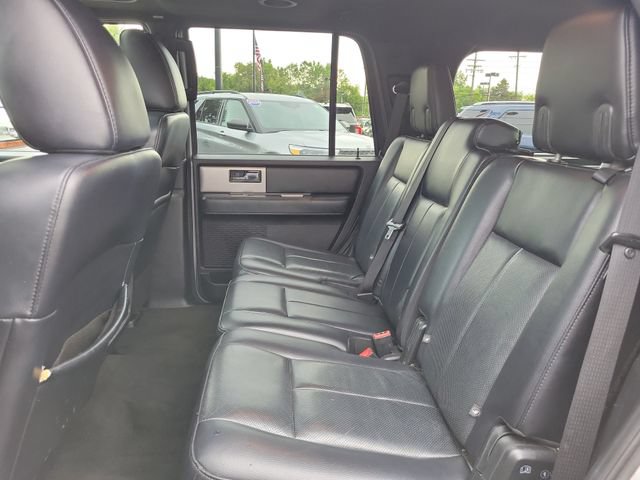 Used 2017 Ford Expedition XLT w/ Equipment Group 201A AWD/4WD image 26
