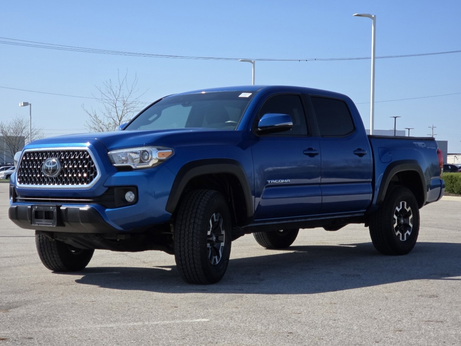 Used 2018 Toyota Tacoma TRD Off-Road w/ Technology Package image 13
