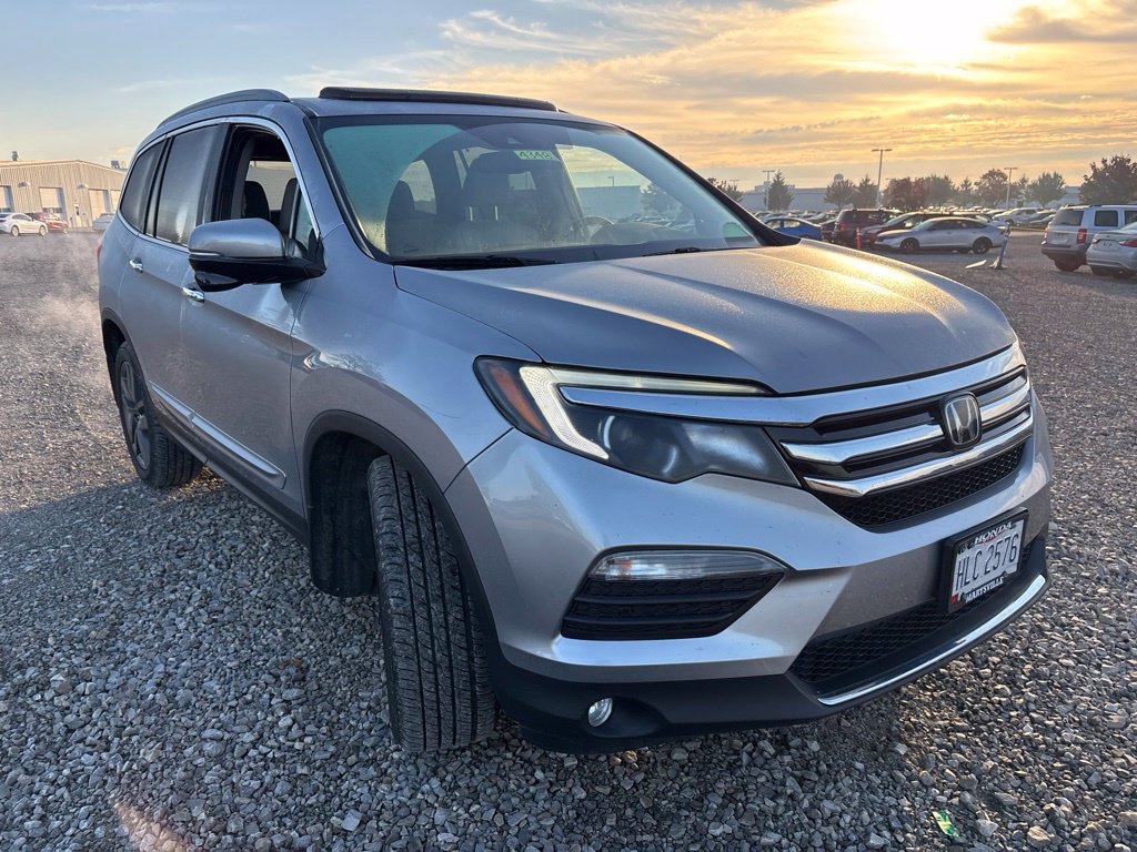 Used 2017 Honda Pilot Touring image 14