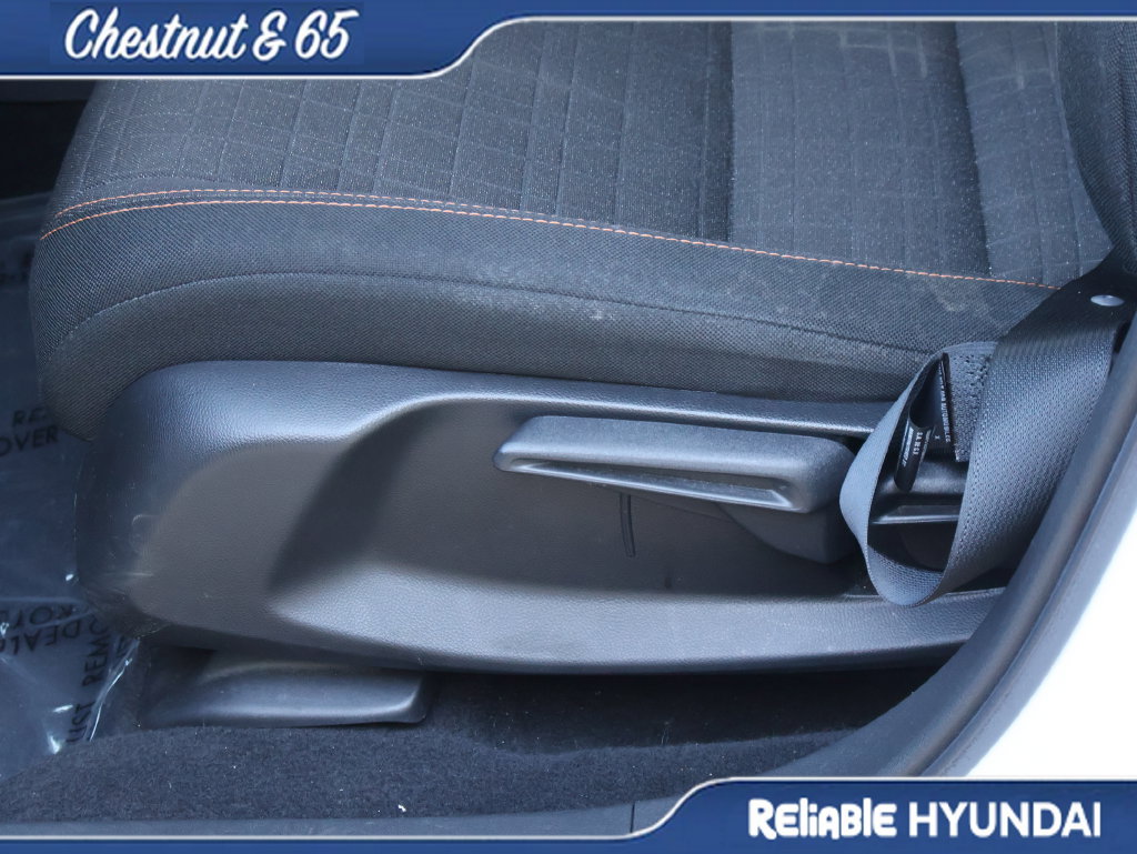 Used 2023 Honda HR-V Sport image 23