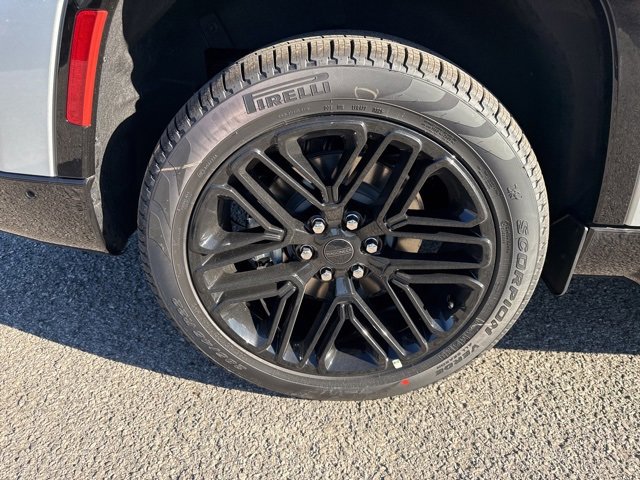 New 2025 Jeep Wagoneer L Series II w/ Convenience Group I image 11