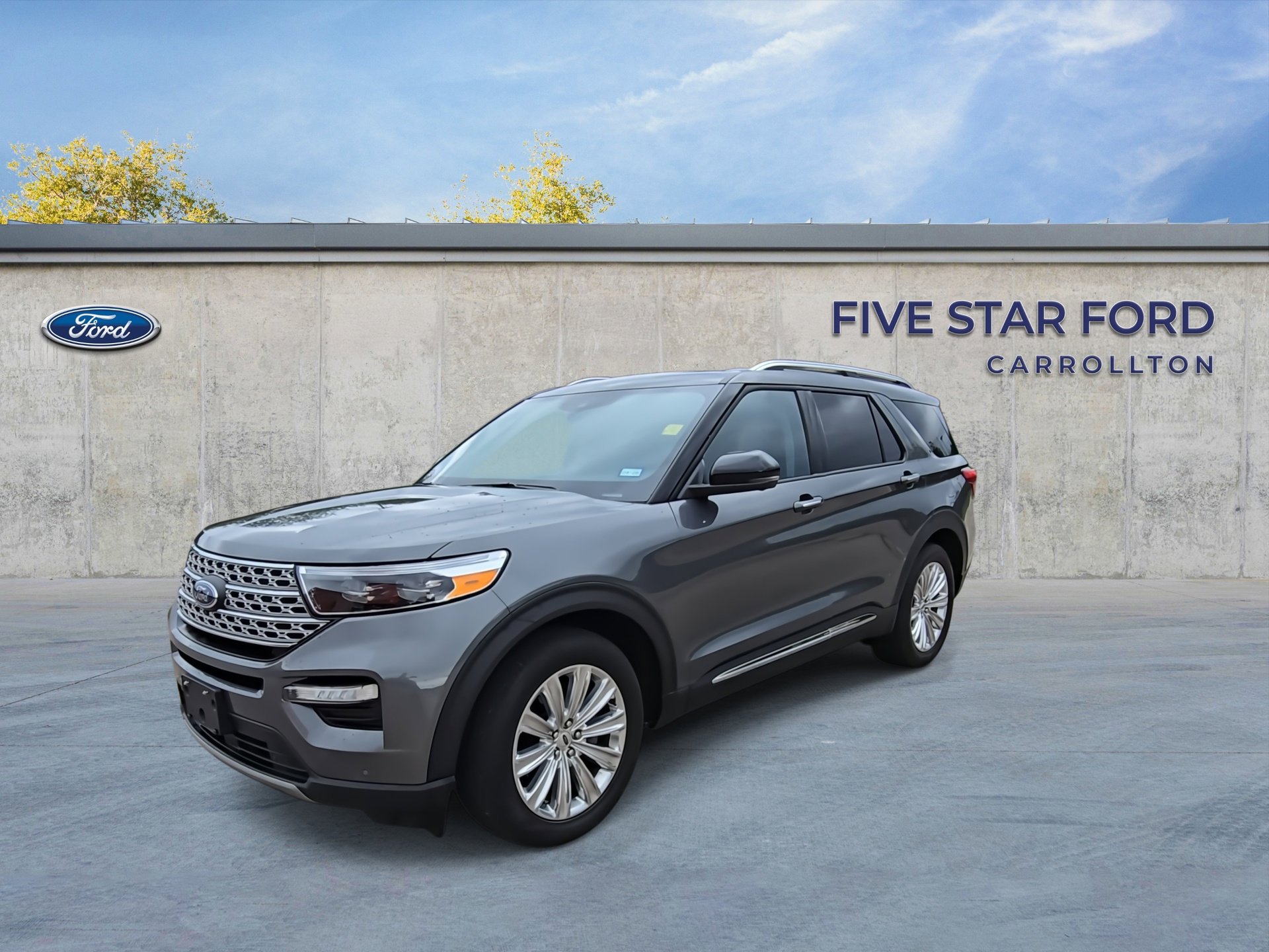 Used 2023 Ford Explorer Limited w/ Limited Technology Package image 4