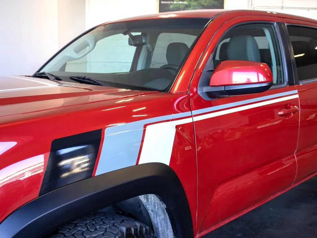 Used 2017 Toyota Tacoma SR5 RWD image 16