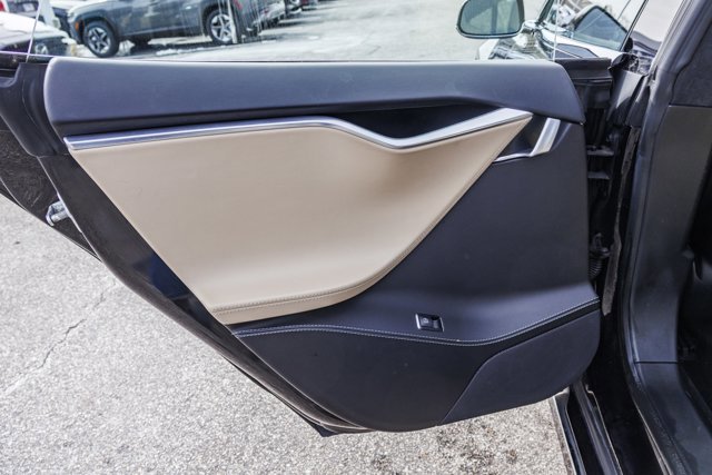 Used 2016 Tesla Model S 70D image 20