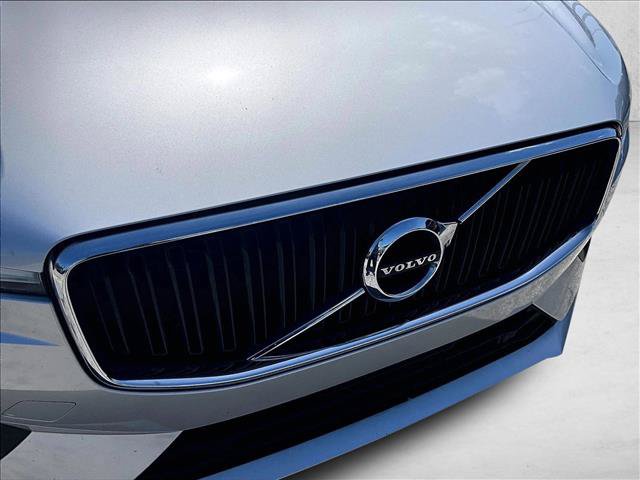 Used 2020 Volvo XC60 T5 Momentum FWD image 30