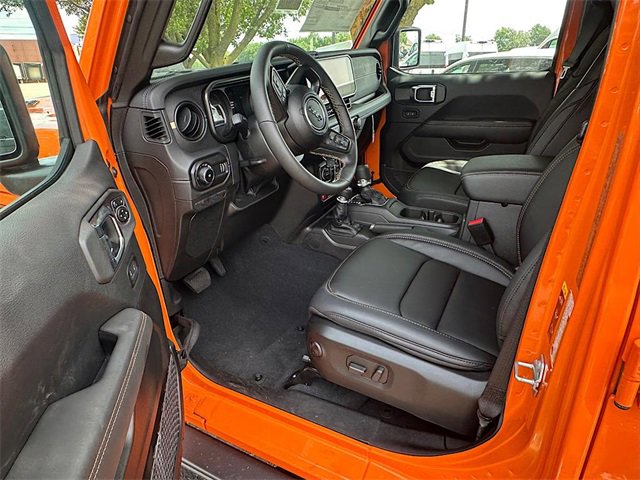 New 2025 Jeep Wrangler Unlimited Rubicon 392 image 11