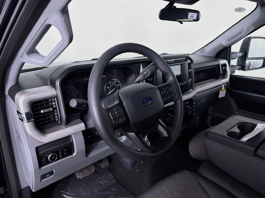 New 2027 Ford F350 XL w/ STX Appearance Package AWD/4WD image 6