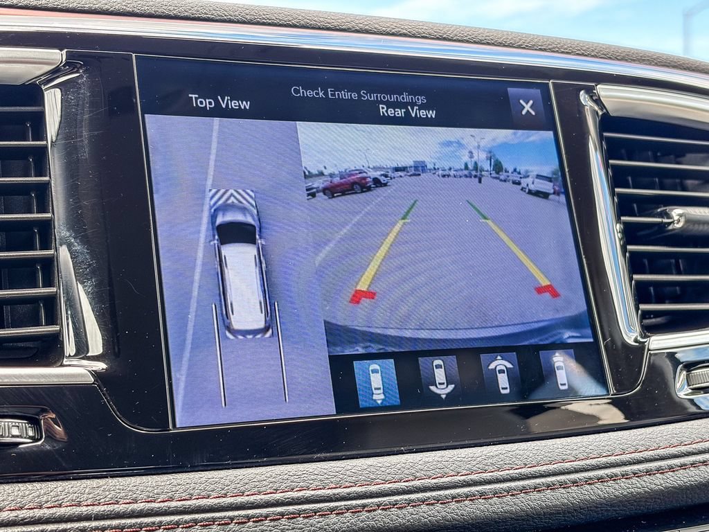 Used 2017 Chrysler Pacifica Limited w/ UConnect Theater Package FWD image 52
