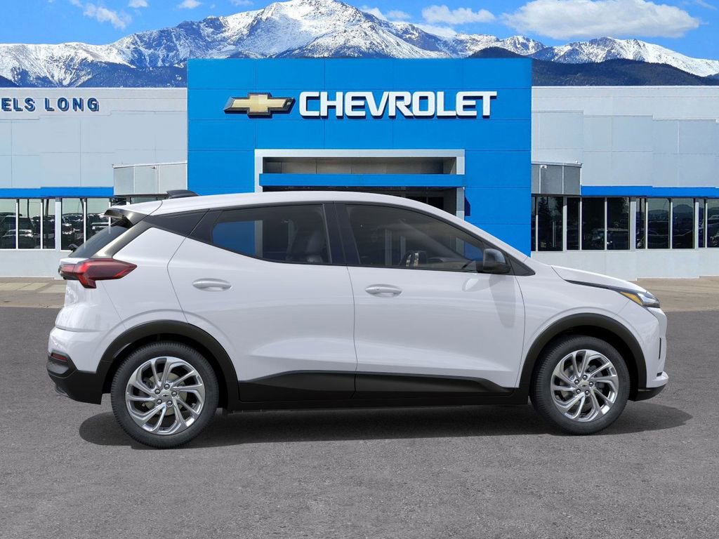 New 2027 Chevrolet Bolt LT w/ Comfort Package image 5
