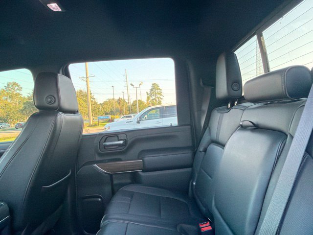 Used 2023 Chevrolet Silverado 2500 High Country w/ Safety Package II AWD/4WD image 9