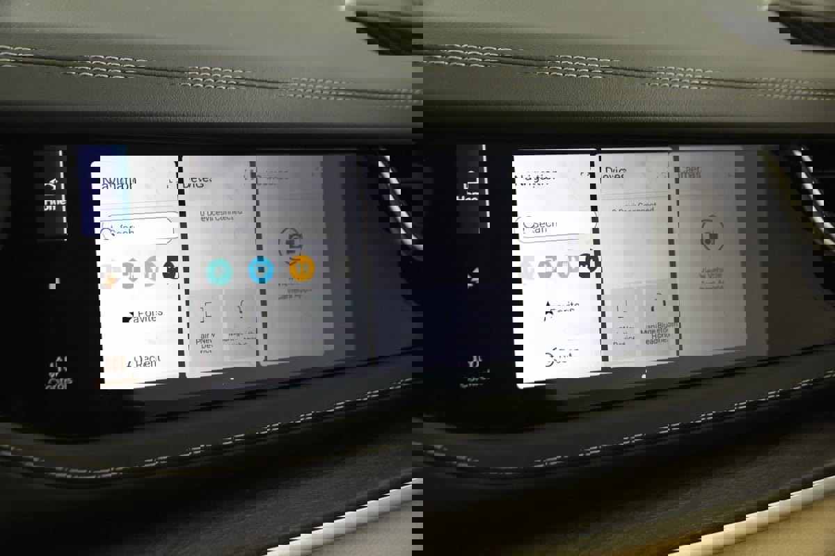 Used 2022 Jeep Grand Cherokee L Limited image 42