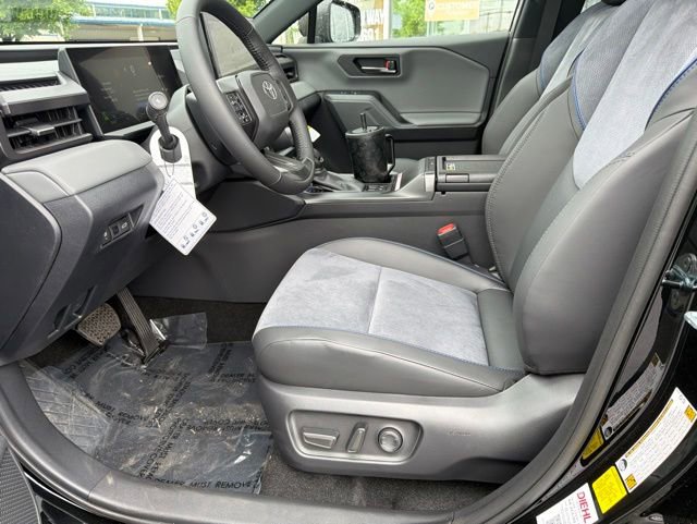 New 2026 Toyota RAV4 XSE AWD/4WD image 34