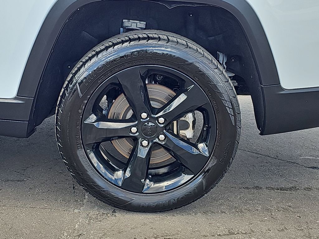 Used 2023 Jeep Grand Cherokee L Limited w/ Luxury Tech Group II image 37