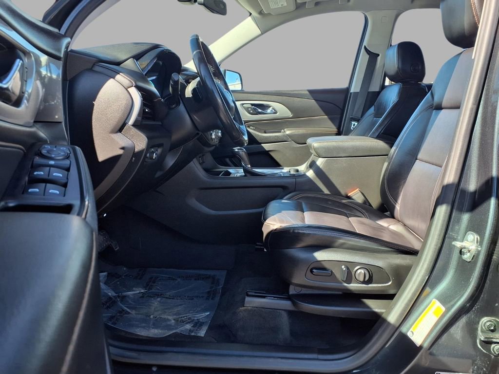 Used 2019 Chevrolet Traverse LT w/ LT Premium Package image 26