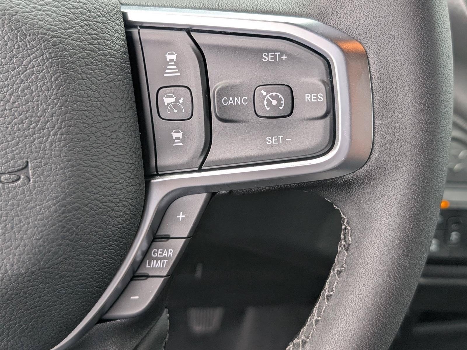 New 2026 RAM 3500 Tradesman AWD/4WD image 17