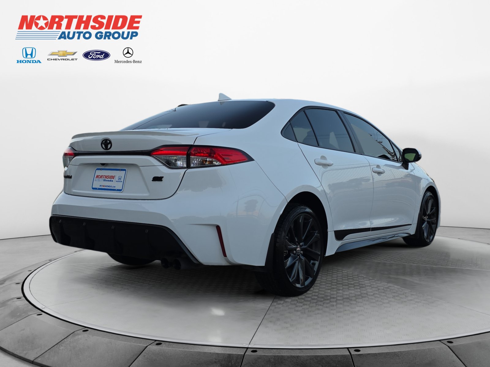 Used 2025 Toyota Corolla SE FWD image 7