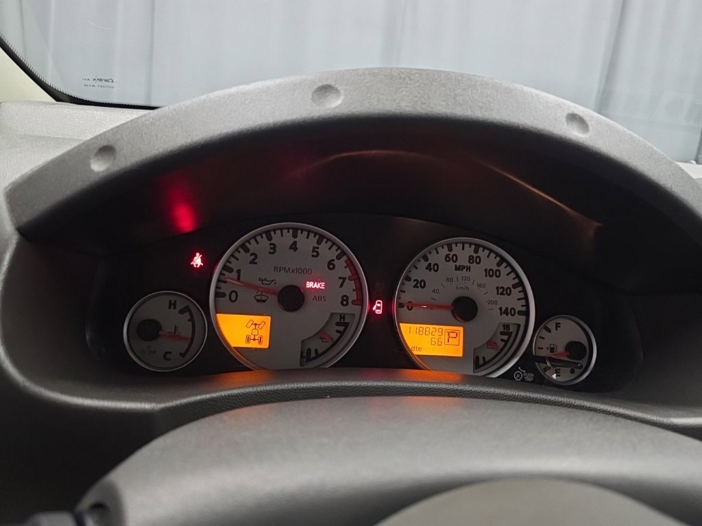 Used 2013 Nissan Xterra PRO-4X image 18