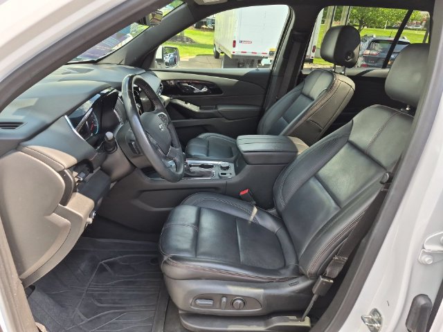 Used 2023 Chevrolet Traverse RS w/ LPO, Floor Liner Package AWD/4WD image 22