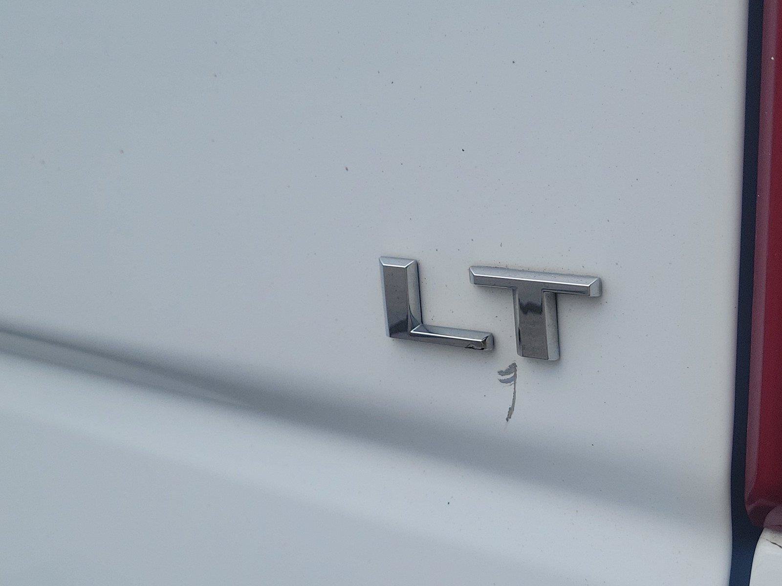 Used 2023 Chevrolet Silverado 1500 LT AWD/4WD image 10