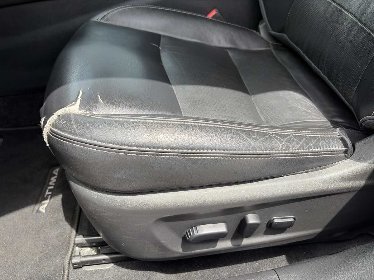 Used 2019 Nissan Altima 2.5 SL FWD image 9