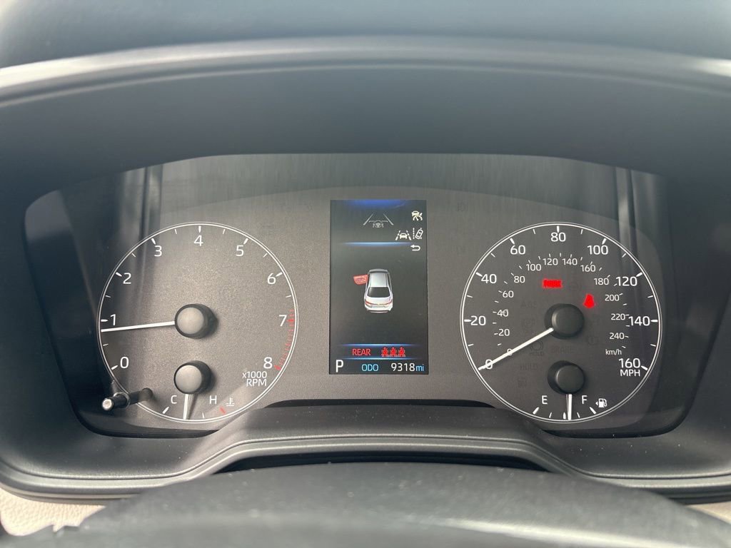 Used 2025 Toyota Corolla LE image 21