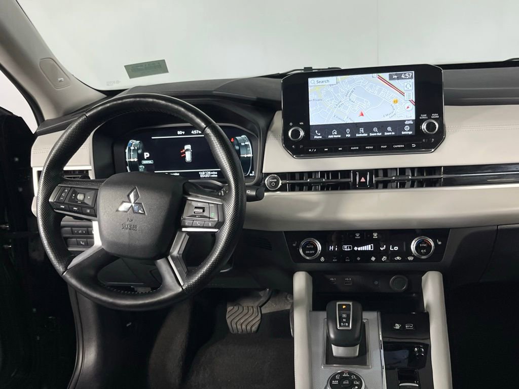 Used 2024 Mitsubishi Outlander SEL image 16