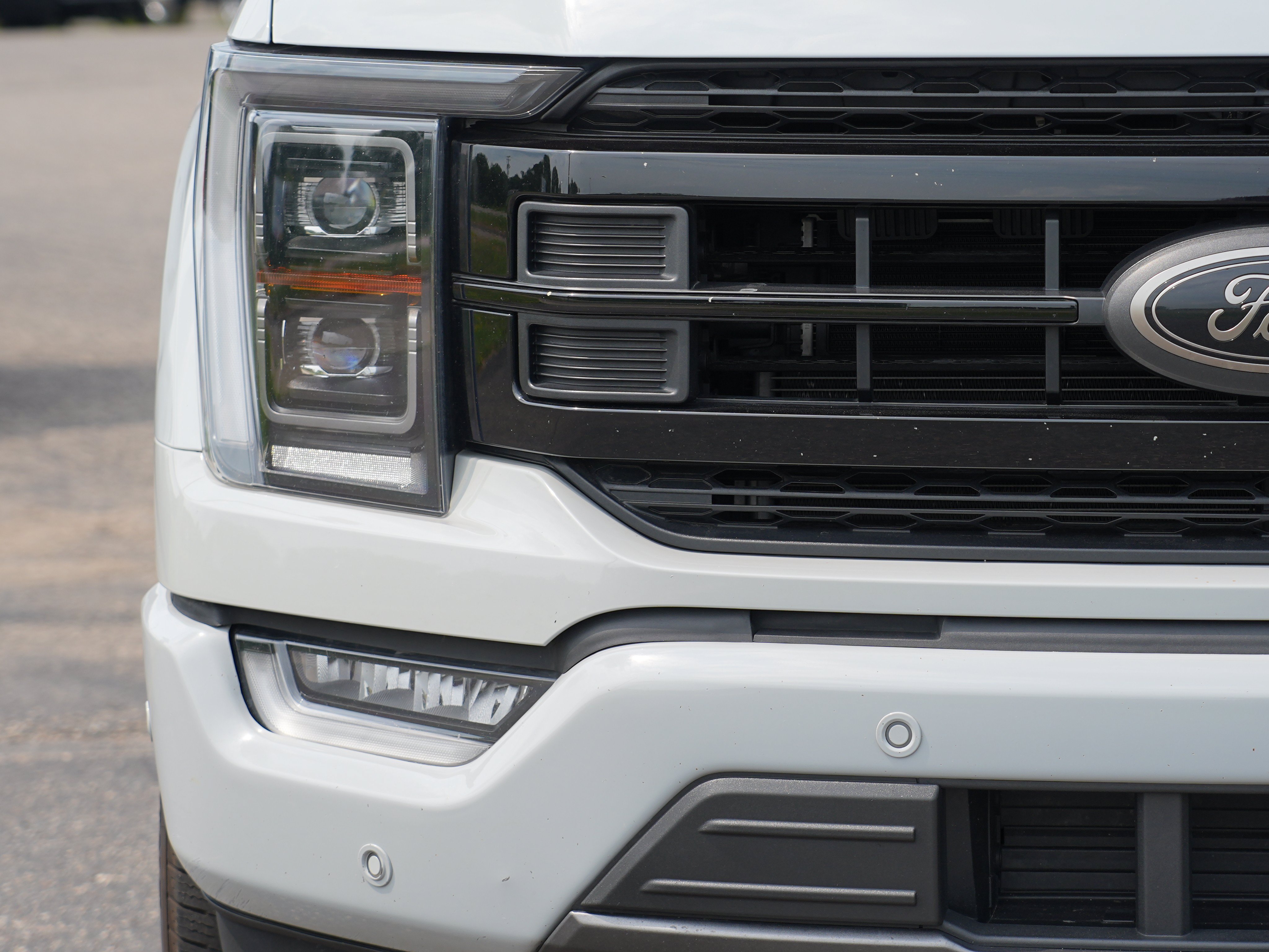 Used 2023 Ford F150 Lariat w/ Equipment Group 502A High AWD/4WD image 11