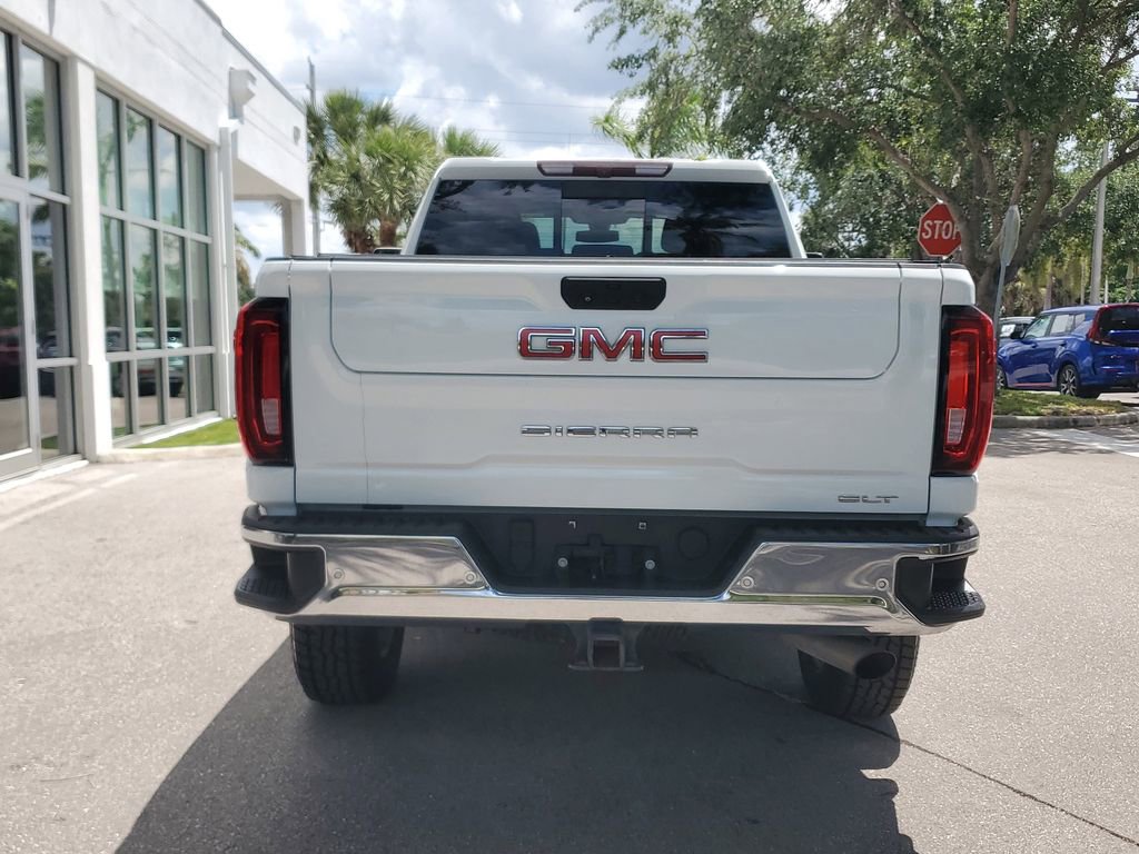 Used 2021 GMC Sierra 2500 SLT w/ SLT Premium Package AWD/4WD image 4