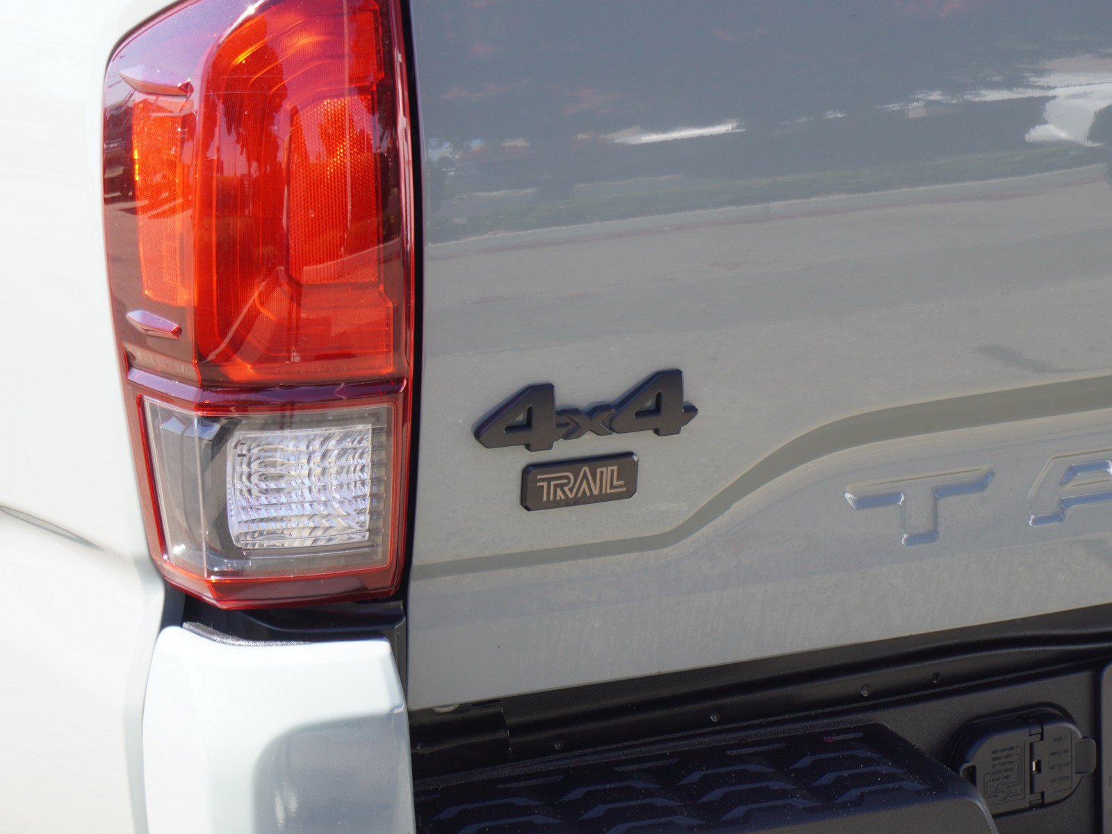 Used 2023 Toyota Tacoma 4x4 Double Cab w/ Trail Edition image 12