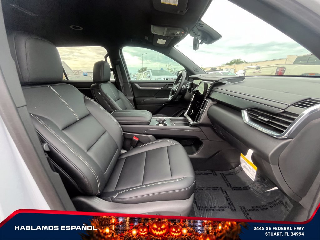 New 2026 GMC Acadia Elevation w/ Black Edition FWD image 21